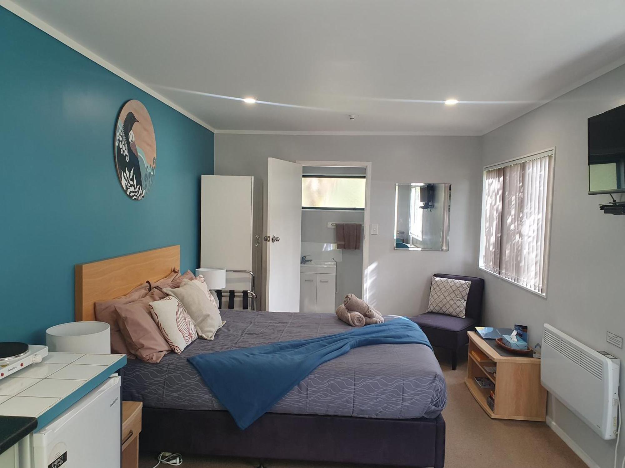 Kauri Coast Top 10 Holiday Park Kaihu Eksteriør bilde